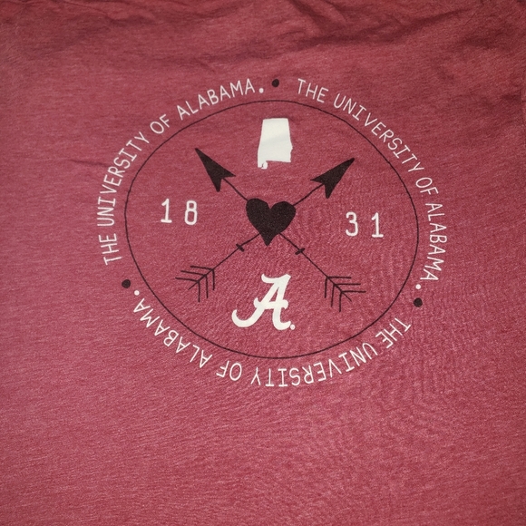 University of Alabama T shirt Size Medium with cute back logo - Picture 2 of 6